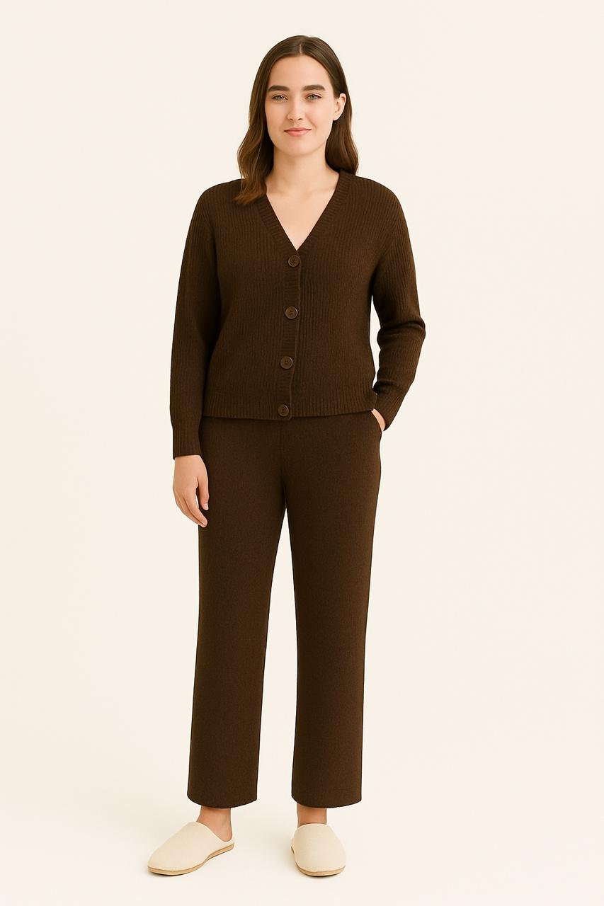 Damski Zestaw Domowy o Nowoczesnym Kroju i Wygodnym Stylu