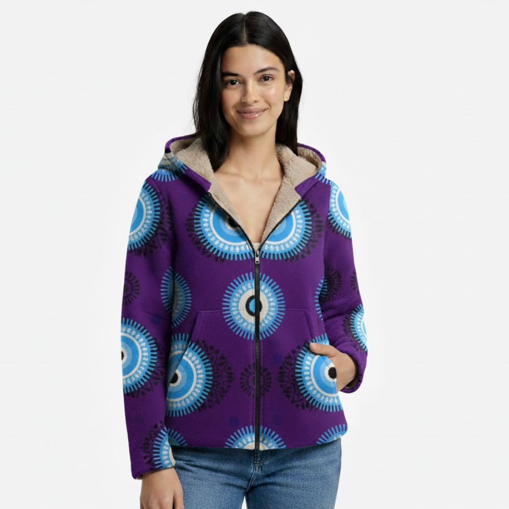 Damski płaszcz z kapturem i podszewką w kwiaty