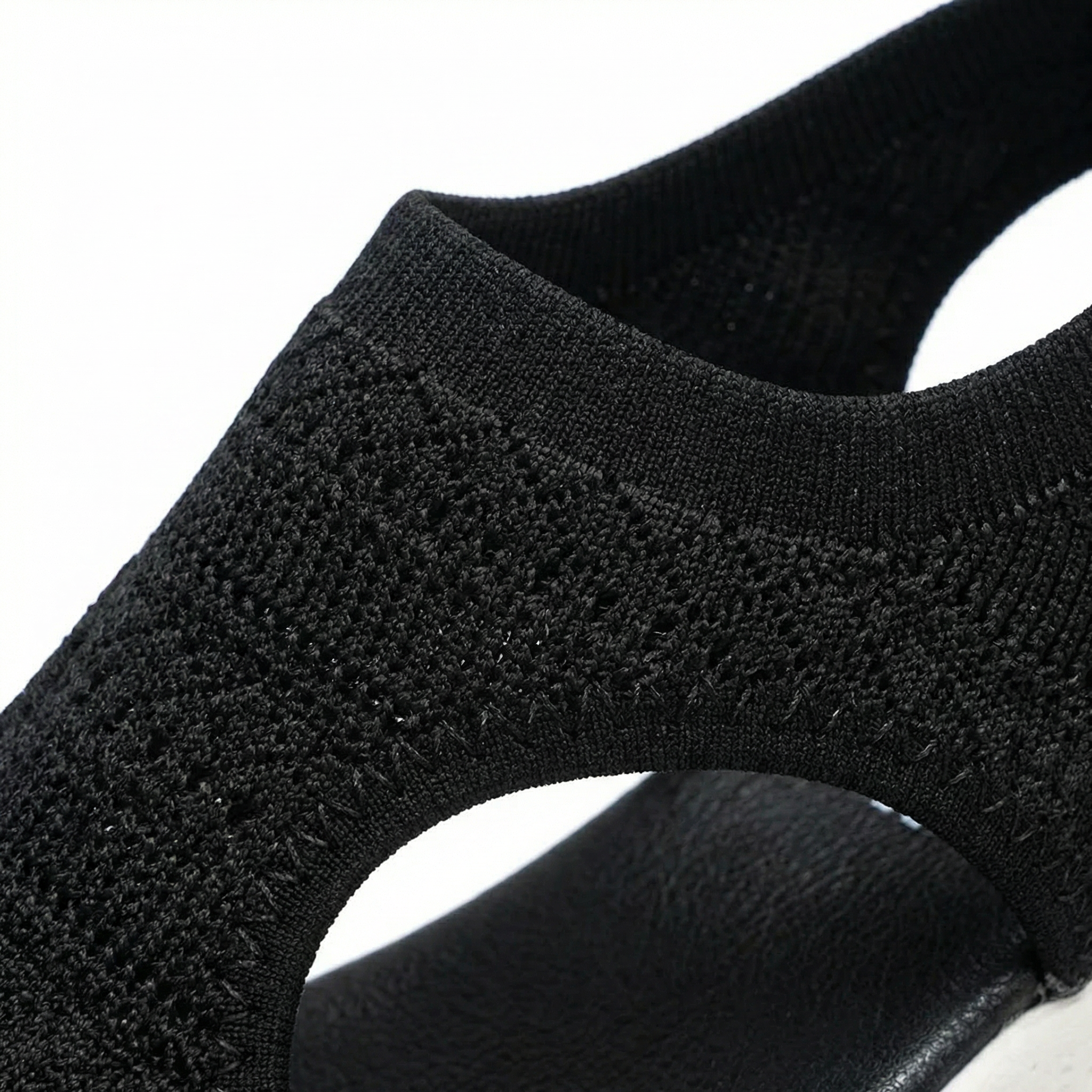 Dzianinowe Sandały Sportowe Ortho Cushioned – Oddychająca Cholewka, Ergonomiczne Wsparcie Łuku, Lekka Konstrukcja Slip-On